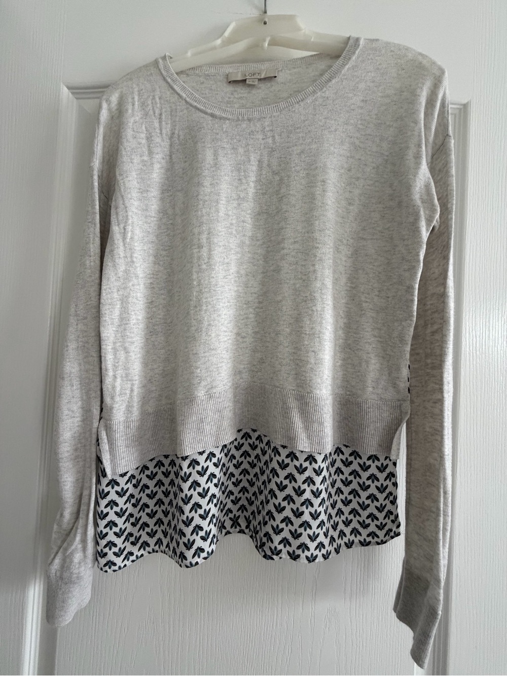 LOFT Light Gray Layered Pullover with Black Printed Hemlock